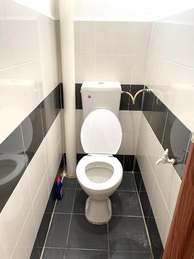 Cozy 288 Entire 3 Bedroom House @ Alma 메르타잠 외부 사진