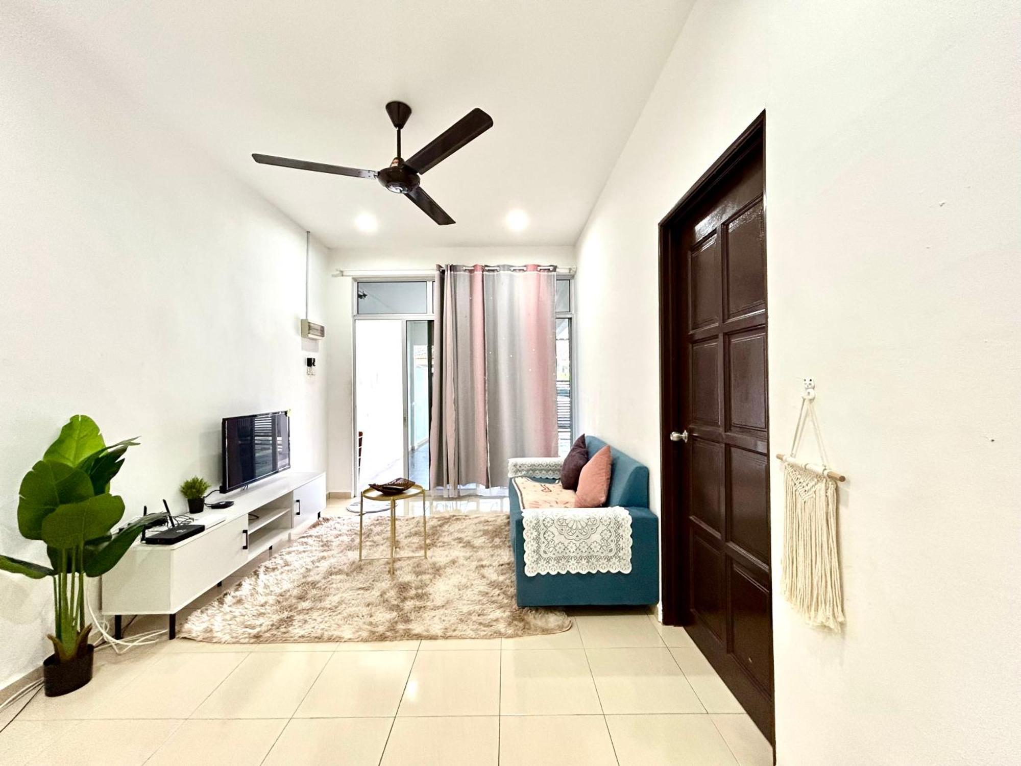 Cozy 288 Entire 3 Bedroom House @ Alma 메르타잠 외부 사진