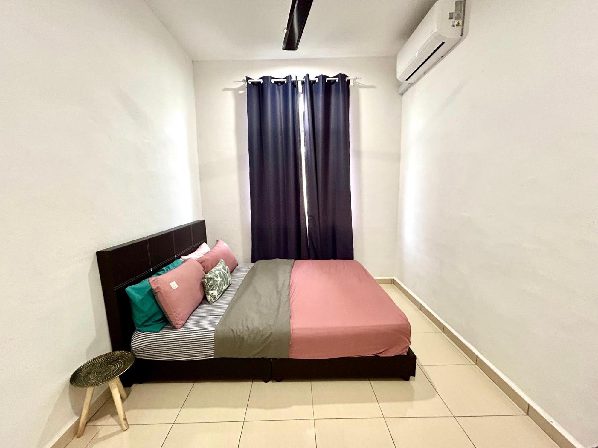 Cozy 288 Entire 3 Bedroom House @ Alma 메르타잠 외부 사진