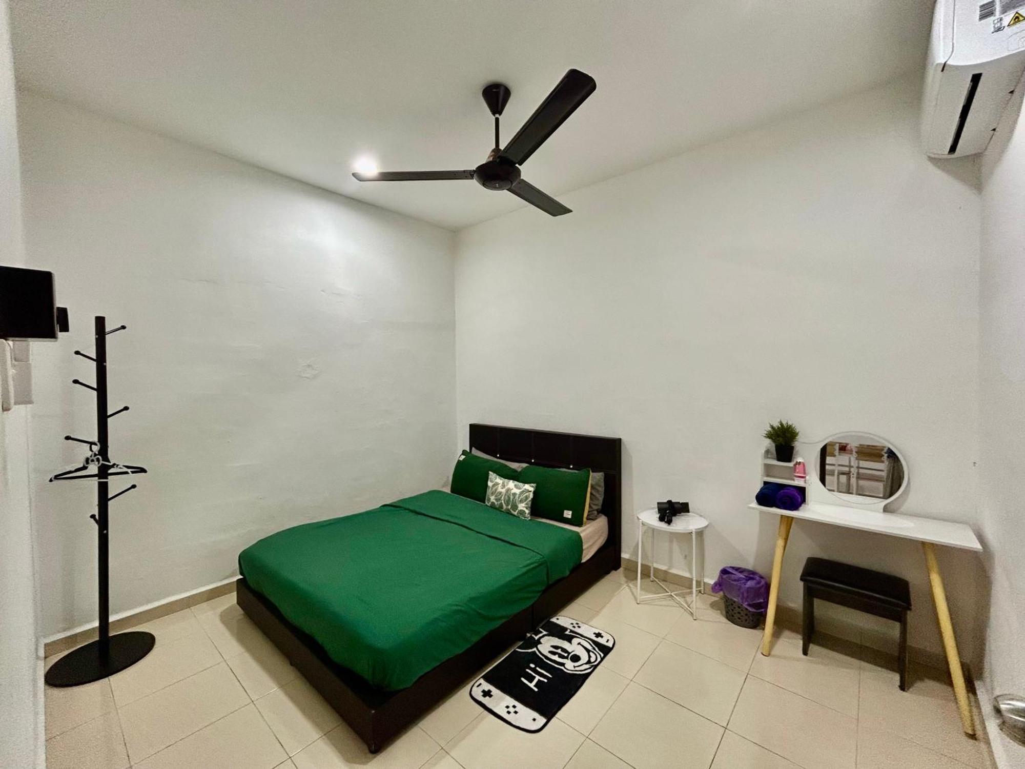 Cozy 288 Entire 3 Bedroom House @ Alma 메르타잠 외부 사진
