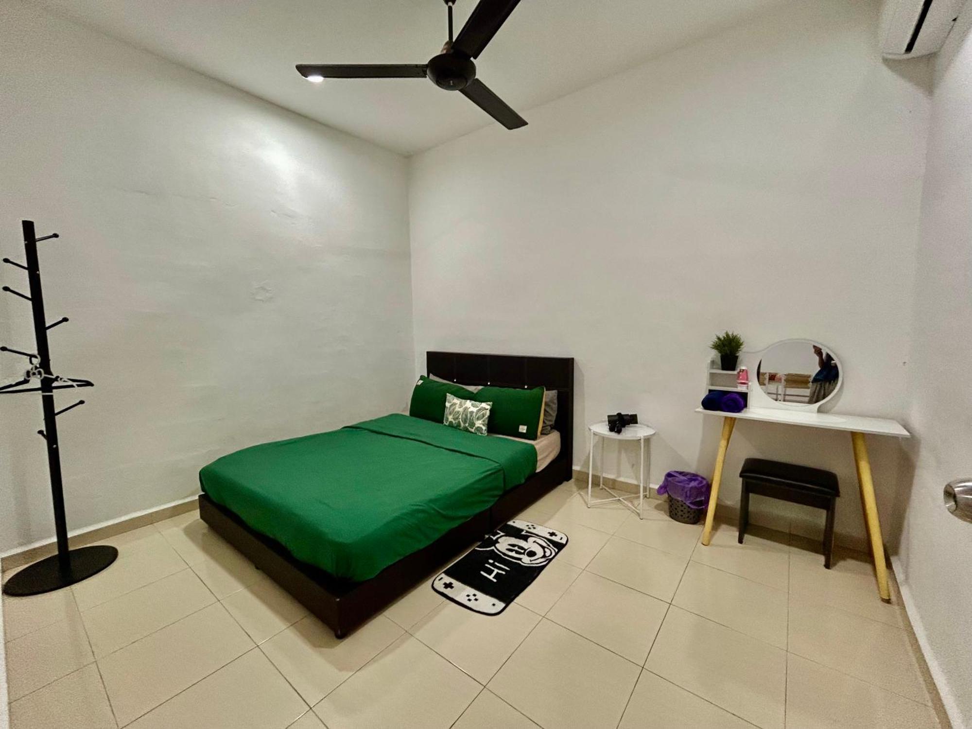 Cozy 288 Entire 3 Bedroom House @ Alma 메르타잠 외부 사진